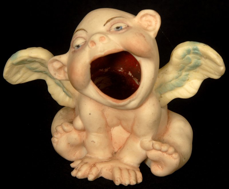 2 3/4" UNMARKED SCHAFER AND VATER FIGURINE: 2 3/4" UNMARKED SCHAFER AND VATER FIGURINE NAKED BABY GARGOYLE ANGLE