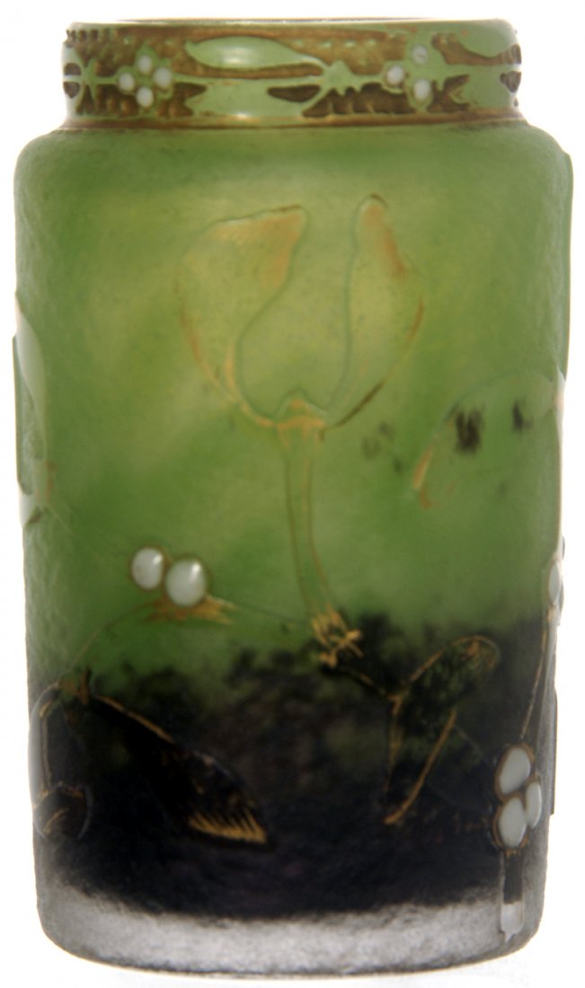 2 1/2" SIGNED DAUM NANCY FRENCH CAMEO MINIATURE VASE: 2 1/2" SIGNED DAUM NANCY FRENCH CAMEO MINIATURE VASE GREEN AND BLACK WITH LEAF AND BRANCH DECOR AND WHITE ENAMEL BERRY HIGHLIGHTS