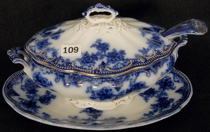 5 1/2" X 8 3/4" FLOW BLUE COVERED SAUCE TUREEN WITH: UNMARKED - FLORAL DECOR