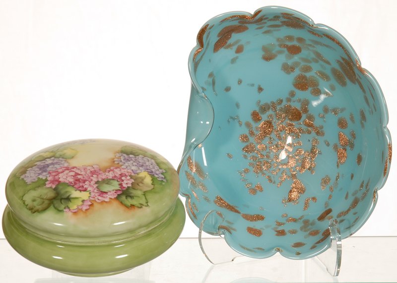 (2) ANTIQUE ITEMS: (2) ANTIQUE ITEMS 7 1/2" ROUND LIMOGES COVERED BOX - 10" BLUE CASED BOWL WITH GOLD MICA HIGHLIGHTS