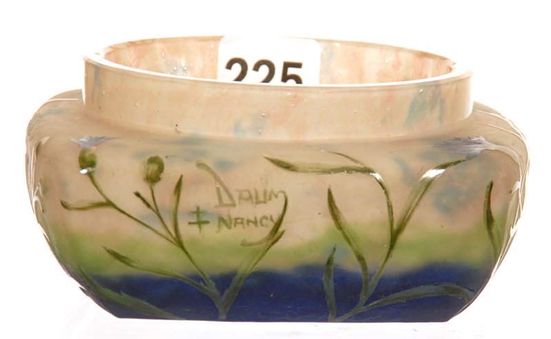 2" X 4" SIGNED DAUM NANCY FRENCH CAMEO ART GLASS SQUARE: 2" X 4" SIGNED DAUM NANCY FRENCH CAMEO ART GLASS SQUARE BOWL NICE BLUE WILDFLOWER DECOR