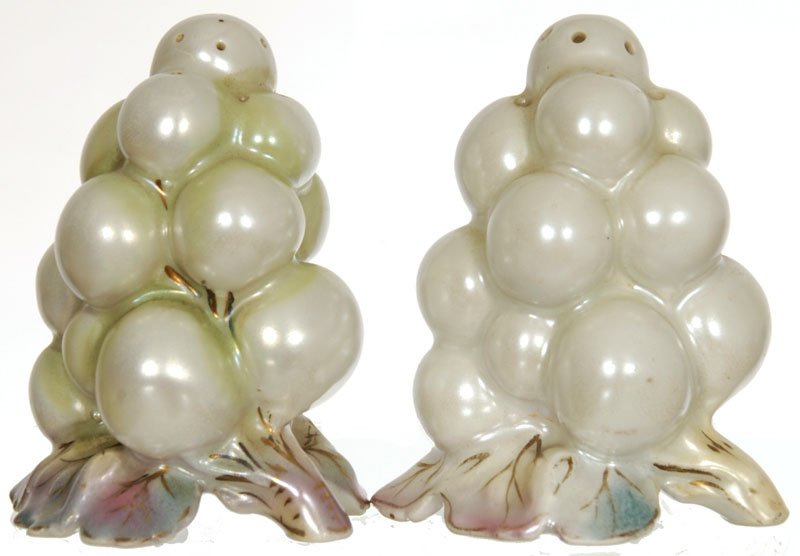 PAIR 3" UNMARKED ROYAL BAYREUTH FIGURAL SALT AND PEPPER: PAIR 3" UNMARKED ROYAL BAYREUTH FIGURAL SALT AND PEPPER SHAKERS WHITE SATIN GRAPE WITH LAVENDER AND GREEN HIGHLIGHTS - SMALL CHIP ON BASE HOLE OF ONE SHAKER