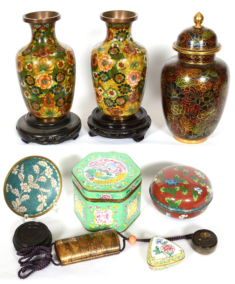 BOX LOT: BOX LOT (8) CLOISONNE ORIENTAL ITEMS: (1) 3 1/2" SIX PART STACKABLE PURSE, FANCY GOLD AND SILVER DESIGN FEATURING BIRDS AND FLORAL (NOT CLOISONNE) - (1) 8" COVERED JAR - (1) 4" SIX-SIDED ENAMELED COVE