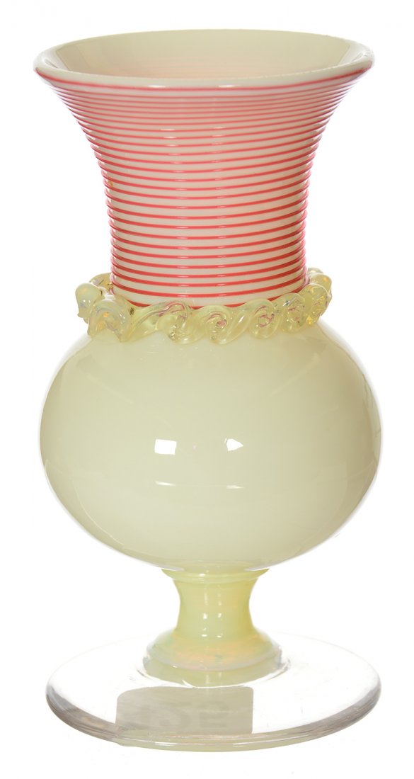 4 1/4" PEDESTAL WHITE OPAQUE ART GLASS VASE: 4 1/4" PEDESTAL WHITE OPAQUE ART GLASS VASE APPLIED CRANBERRY THREADING - CLEAR FOOT