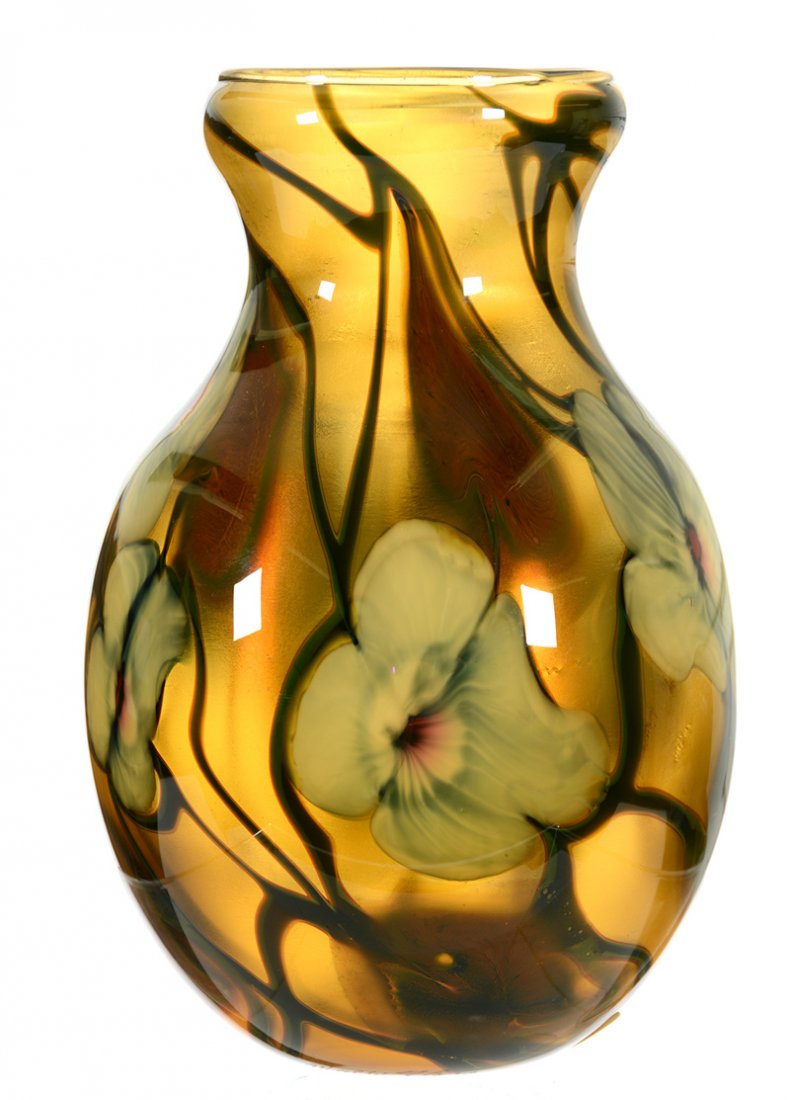 7 3/4" SIGNED CHARLES LOTTON "MULTI FLORA" VASE: 7 3/4" SIGNED CHARLES LOTTON "MULTI FLORA" ART GLASS VASE - GOLD BACKGROUND W/ WHITE BLOSSOM & GREEN HEART & VINE DECOR - DATED 1977