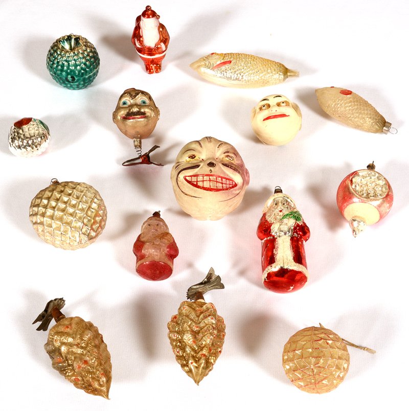 (14) VINTAGE BLOWN GLASS CHRISTMAS TREE ORNAMENTS: (14) VINTAGE BLOWN GLASS CHRISTMAS TREE ORNAMENTS SANTA CLAUS - FISH - CLOWN - PINE CONE - AND MORE - NORMAL EXPECTED WEAR