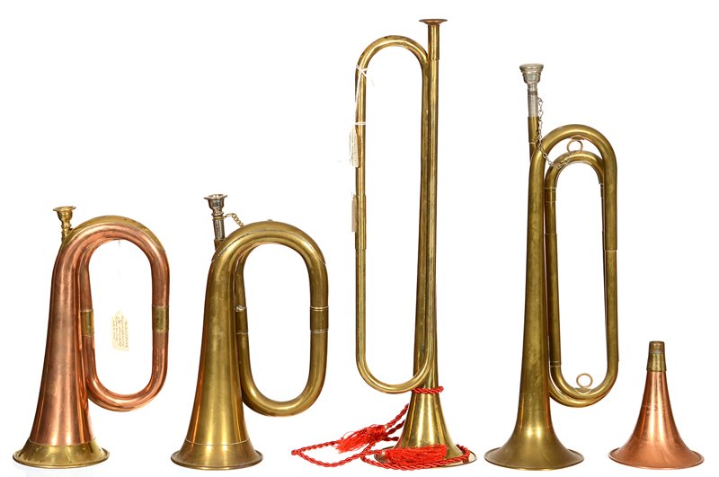 (3) BRASS BUGLES RANGING IN LENGTH FROM 11" TO 19": (3) BRASS BUGLES RANGING IN LENGTH FROM 11" TO 19"
