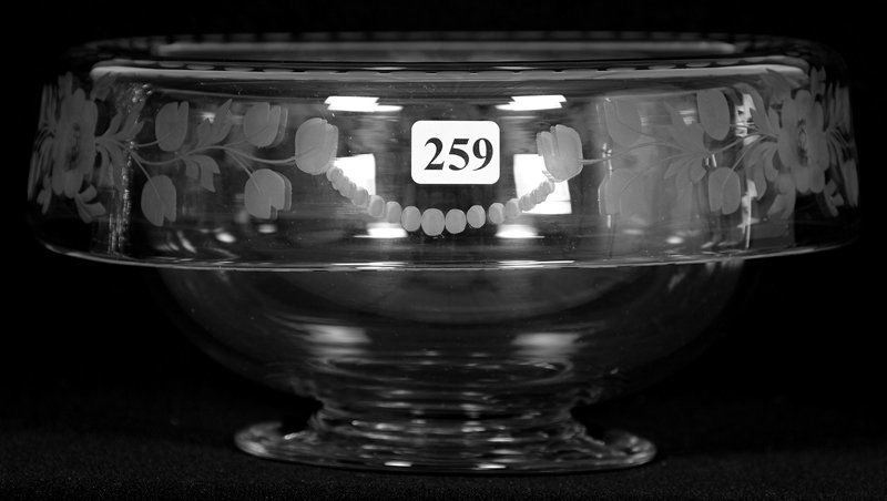 BOWL/SPITTOON, PEDESTAL, ROLLED RIM - 4 1/4" X 8 1/2" -: BOWL/SPITTOON, PEDESTAL, ROLLED RIM - 4 1/4" X 8 1/2" - SIGNED HAWKES LIGHTLY ENGRAVED FLORAL BORDER