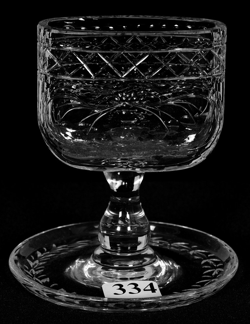 CARD HOLDER, PEDESTAL - 4 1/4" X 3 3/4": CARD HOLDER, PEDESTAL - 4 1/4" X 3 3/4" LIGHTLY ENGRAVED FLORAL DESIGN - ATTRIBUTED TO PAIRPOINT