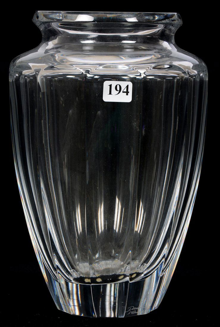 9 1/2" X 6 1/2" SIGNED DAUM NANCY FRENCH ART GLASS VASE (1 of 2)