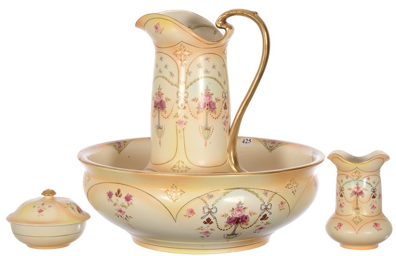 FOUR PIECE CROWN DEVON PORCELAIN WASH SET (1 of 5)