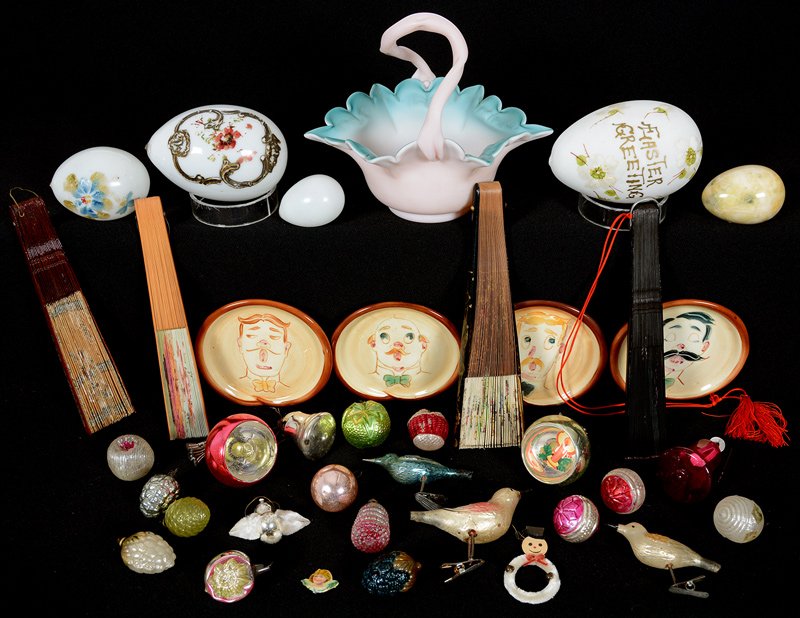 BOX OF ASSORTED ITEMS (1 of 7)