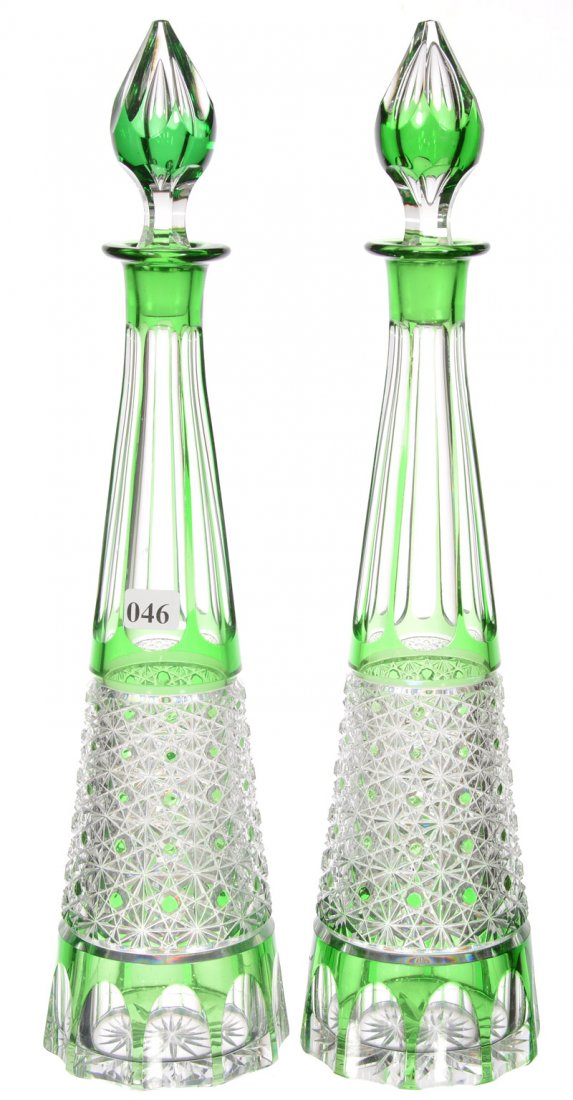 PAIR 16 1/2" GREEN CUT TO CLEAR PYRAMID/STEEPLE SHAPED (1 of 3)