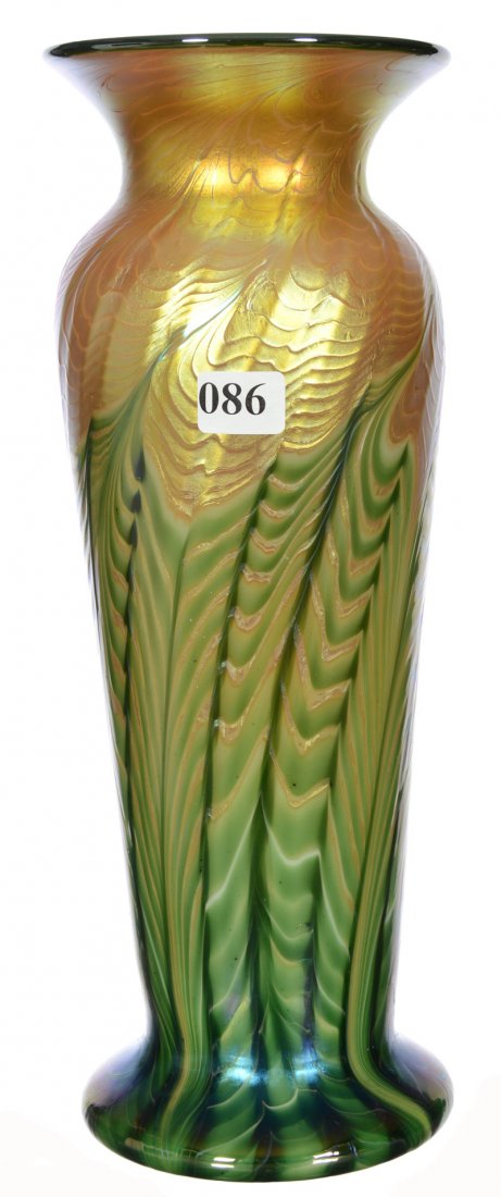 CONTEMPORARY 11 1/2" SIGNED LUNDBERG STUDIOS ART GLASS (1 of 4)