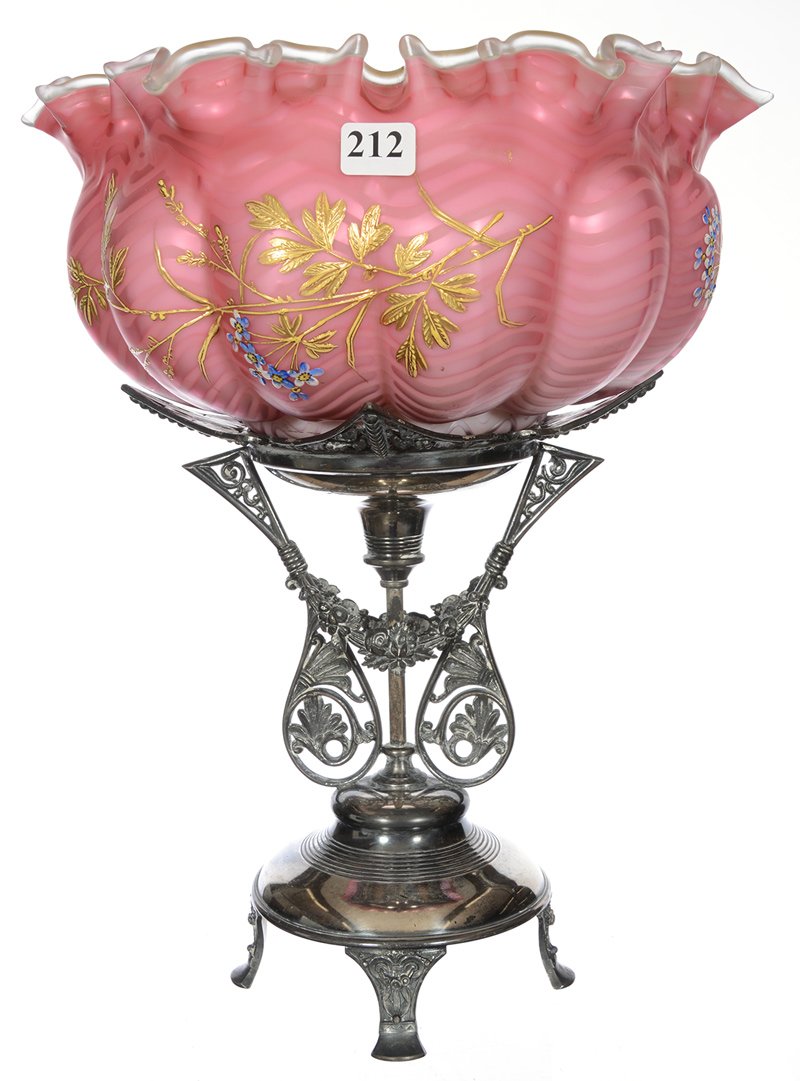 13 1/2" X 10 1/2" BRIDES BASKET (1 of 5)