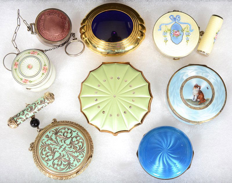 (8) DECORATIVE COMPACTS (1 of 3)