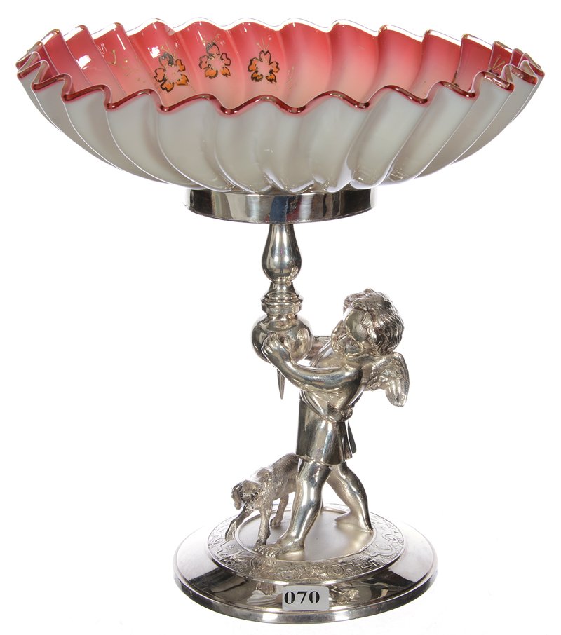 10 1/4" X 9 3/4" BRIDES BASKET (1 of 4)