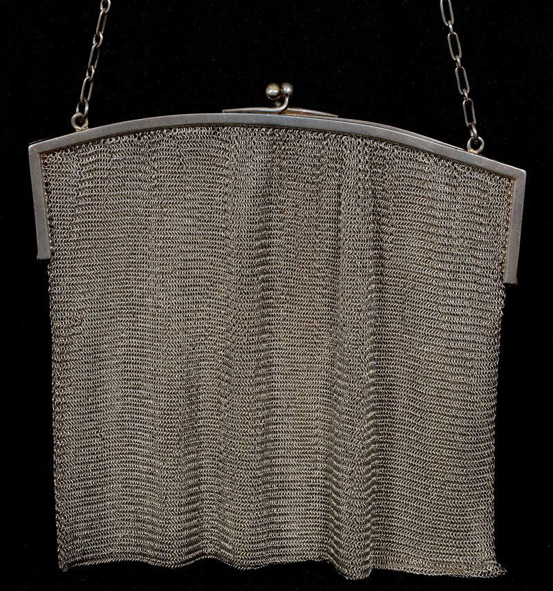 VINTAGE STERLING SILVER MESH EVENING BAG (1 of 3)