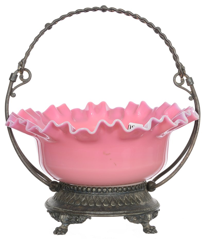 10 1/2" X 9 1/2" BRIDES BASKET (1 of 3)