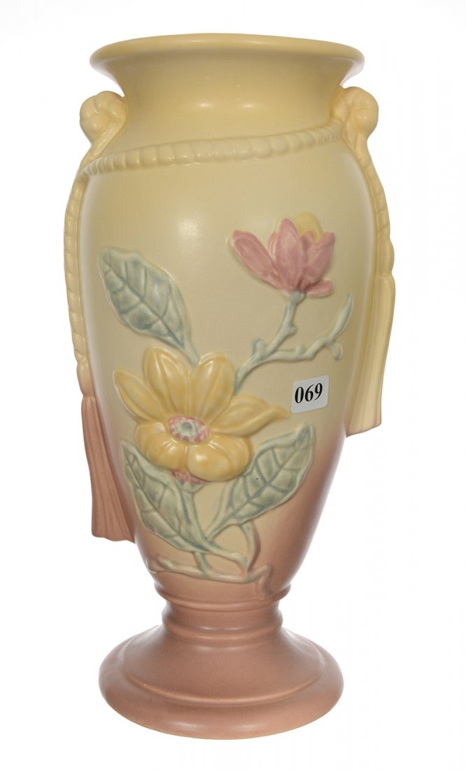 HULL ART POTTERY 2112 1/2" VASE Nov 21, 2015 Woody Auction LLC in KS