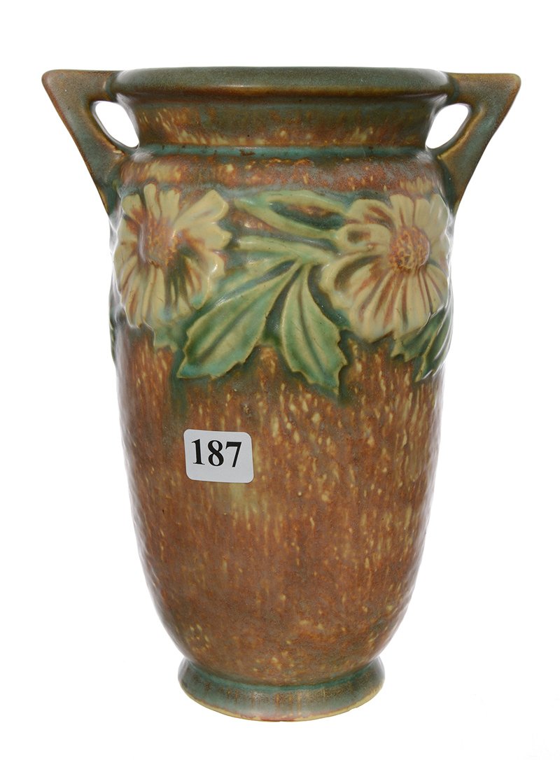 ROSEVILLE ART POTTERY 8" TWO HANDLED VASE (1 of 3)