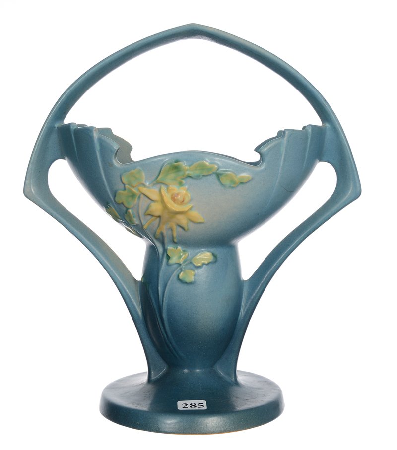ROSEVILLE ART POTTERY #368-12" PEDESTAL BASKET (1 of 2)