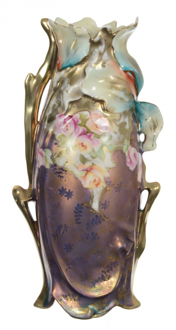 8 3/4" UNMARKED ROYAL VIENNA IRIS MOLD VASE (1 of 3)