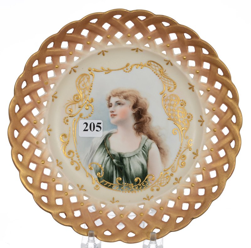 8 1/2" MARKED VIENNA AUSTRIA PORTRAIT PLATE (1 of 3)