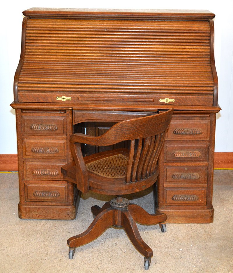 51" X 50" OAK S-ROLL TOP OFFICE DESK (1 of 3)