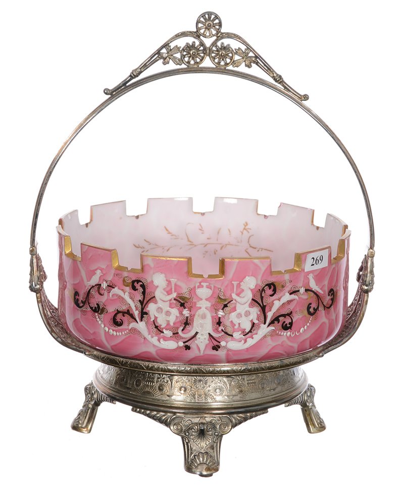 12 1/2" X 10 1/2" BRIDES BASKET (1 of 4)