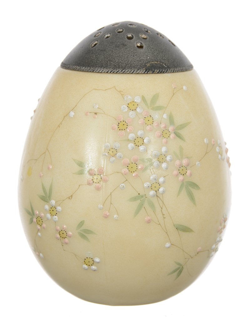 4 1/4" MT. WASHINGTON EGG SHAPED SUGAR SHAKER (1 of 3)