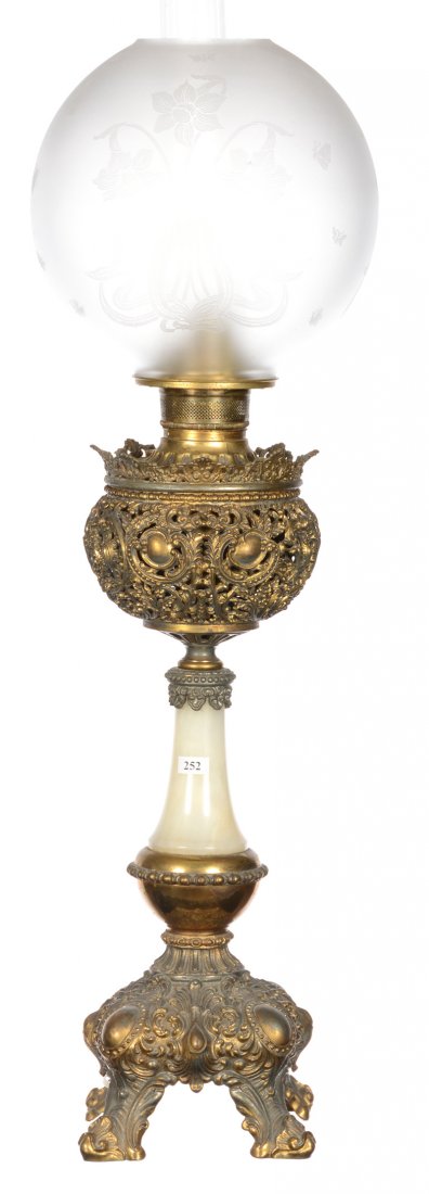 32" BANQUET LAMP (1 of 4)