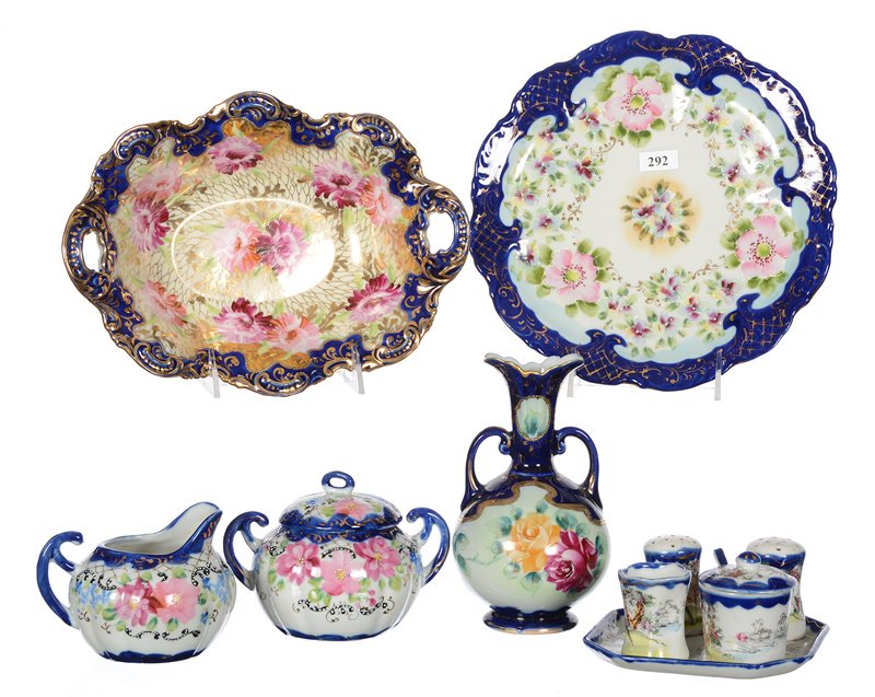 (6) ASSORTED NIPPON & NIPPON STYLE ITEMS: (6) ASSORTED NIPPON & NIPPON STYLE ITEMS - (1) 10" TWO HANDLED OVAL BOW, COBALT BORDER, EXTENSIVE GOLD STENCIL - (1) 9.5" PLATE, COBALT BORDER - (1) 7" TWO HANDLED VASE, COBALT - (1) CREAMER AND SUGAR