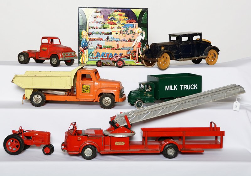 (6) ASSORTED VINTAGE TOY VEHICLES (1 of 4)