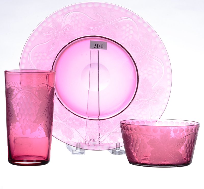 THIRTY-THREE PIECE ABCG SOLID CRANBERRY VINTAGE PATTERN (1 of 3)