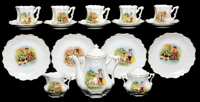 SEVENTEEN PIECE CHILD'S TEA SET (1 of 3)