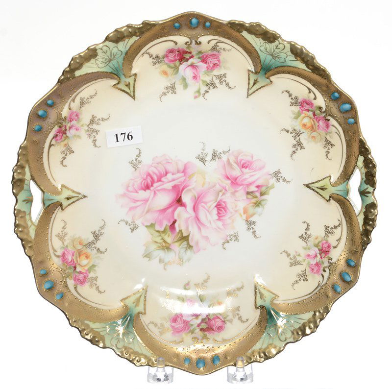 10" RSP POINT AND CLOVER MOLD TWO-HANDLED CAKE PLATE (1 of 2)