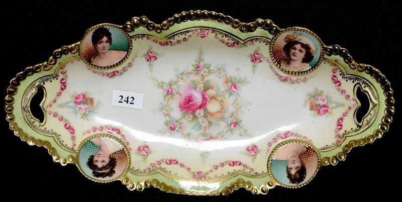 12.25" RSP MEDALLION MOLD CELERY TRAY (1 of 2)