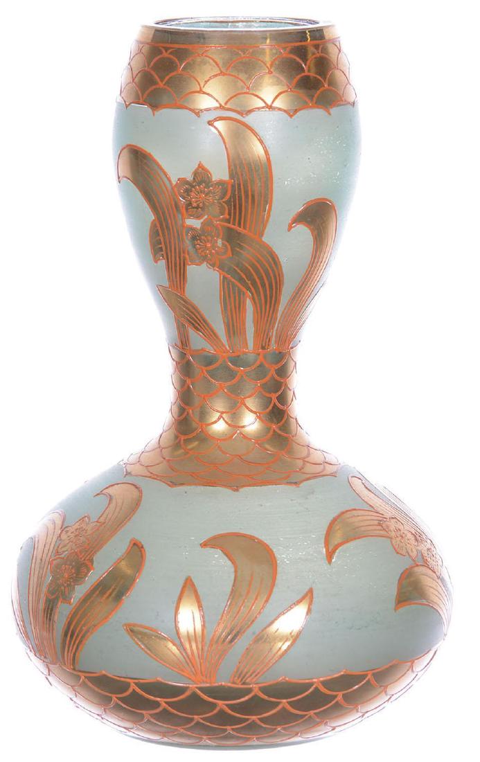 8.5" UNMARKED ART GLASS GOURD VASE (1 of 3)