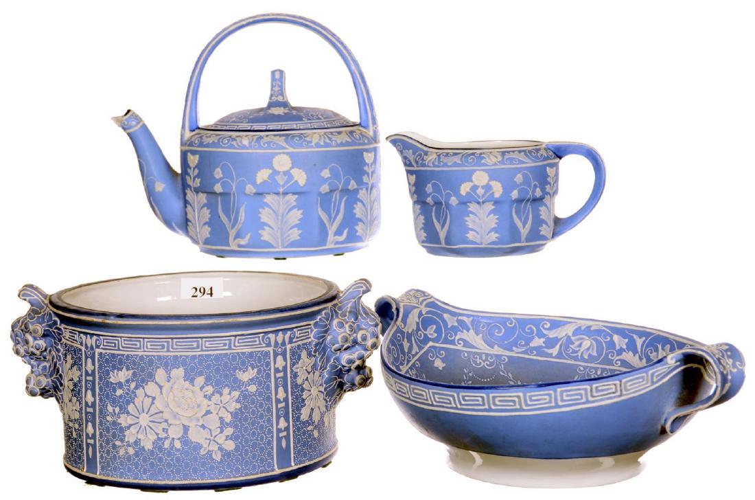 (4) MARKED NIPPON (GREEN WREATH) TABLE ITEMS (1 of 5)