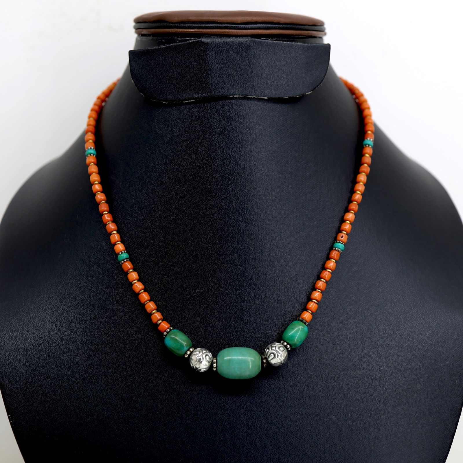 Taiwani Coral Beaded with Bead 1 Line Necklace (1 of 3)