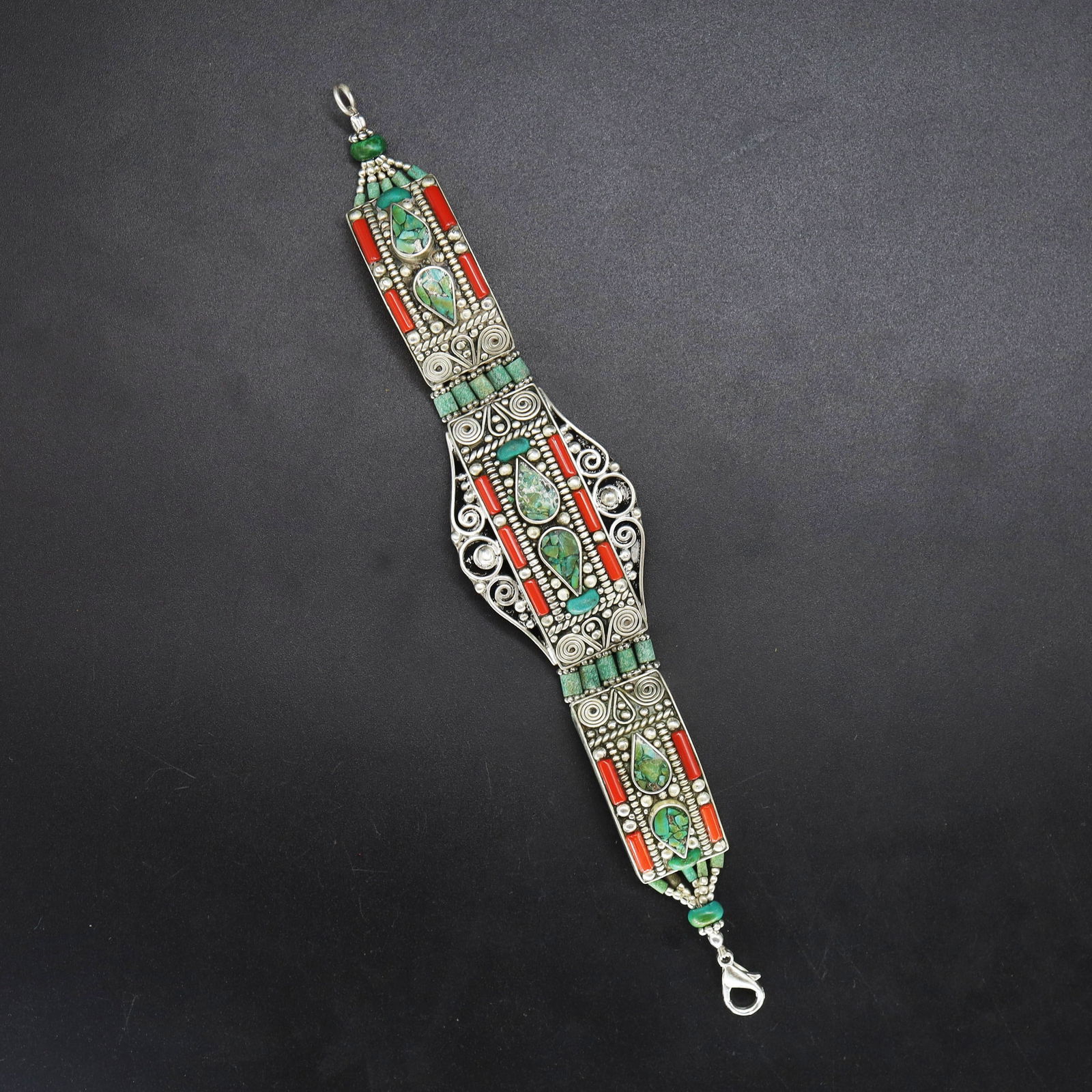 Tibetan Turquoise Handmade Old Ethnic Bracelet (1 of 4)