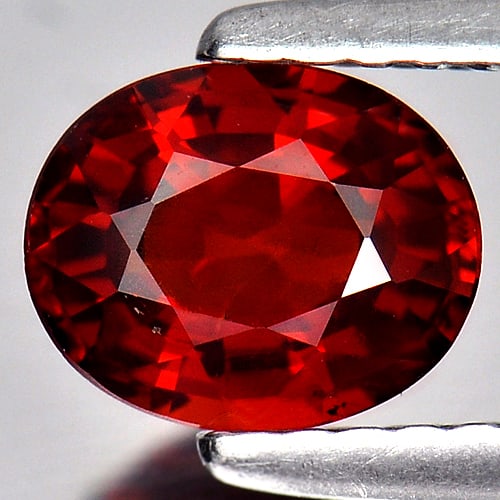Reddish Orange Spessartine Garnet 1.22 Ct. Oval Shape 6.9 x 5.6 Mm. Natural Gemstone Unheated: Product ID: 802922682 Product Name: Natural Spessartine Weight: 1.22 CT. Size: 6.9 x 5.6 x 3.6 MM. Shape: Oval Color: Orange Clarity:VSI Luster: Very Good Gems Origin: Nigeria Treatment: Unheated Crys
