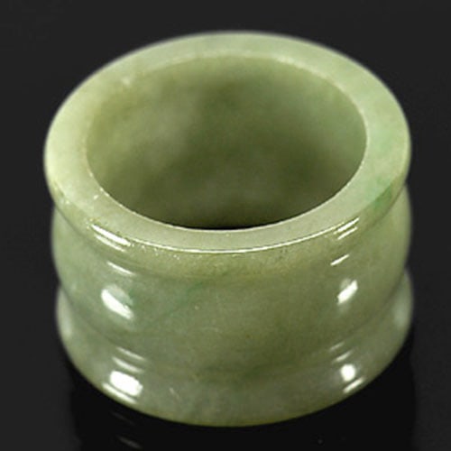Green Jade Ring Size 9.5 Natural Gemstone Unheated 50.63 Ct.: Product ID: 819807735 Product Name: Natural Jade Weight: 50.63 CT. Size: 26 x 26 x 16.1 MM. Shape: See As On Picture Color: White Green Clarity:Opaque Luster: Good Gems Origin: Thailand Treatment: Unh