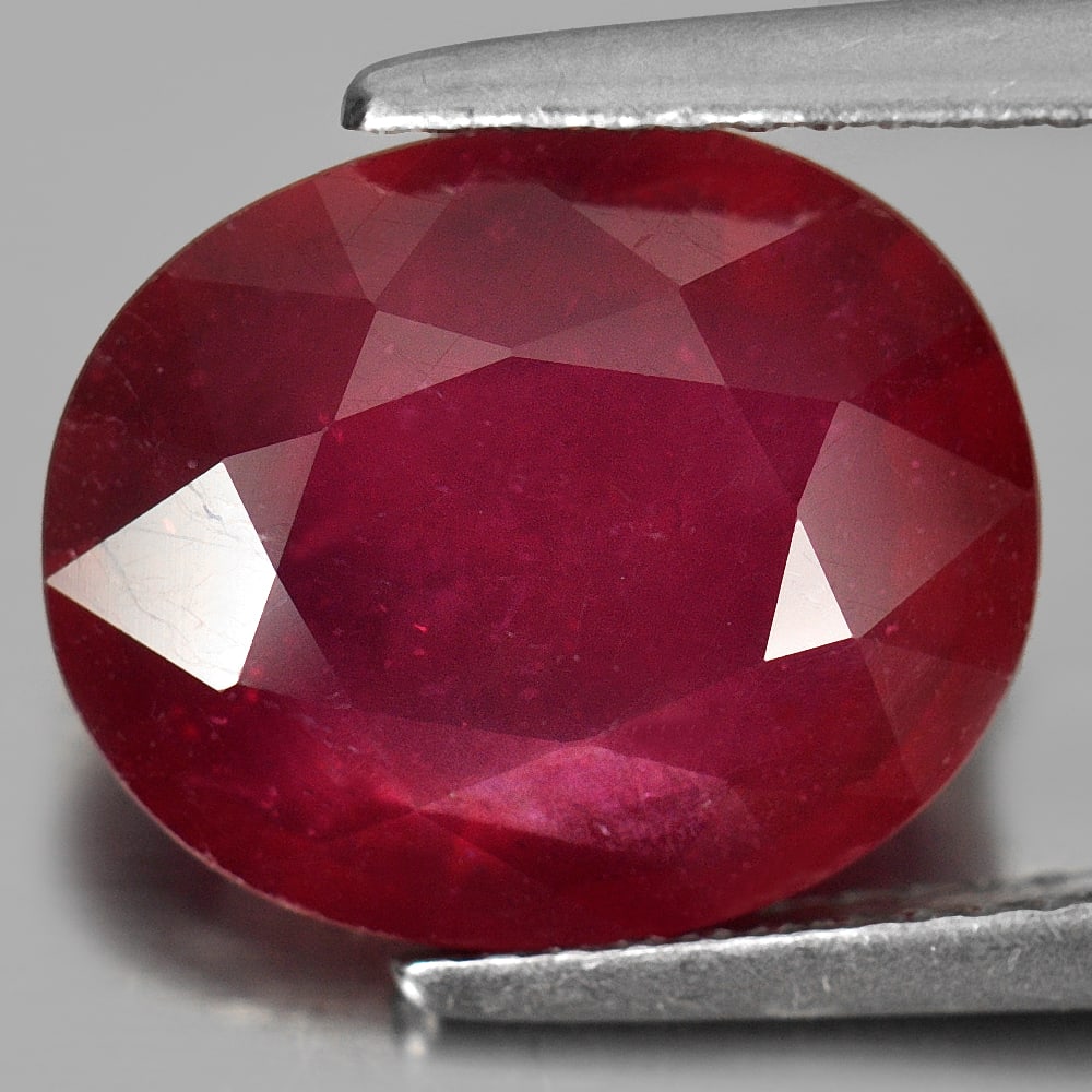 Red Ruby 6.27 Ct. Oval Shape 12.4 x 10.2 Mm. Natural Gemstone From Mozambique (1 of 3)