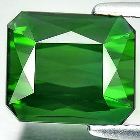 Green Tourmaline 3.98 Ct. VVS Octagon Shape 9.7 x 8.2 Mm. Natural Gemstone Unheated From Nigeria (1 of 3)