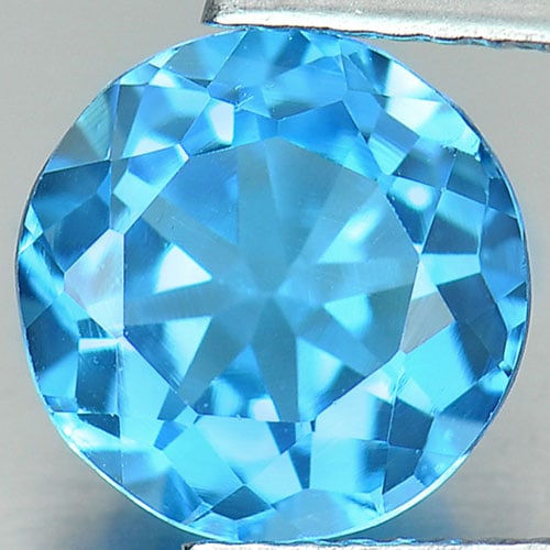 Swiss Blue Topaz 2.89 Ct. Round Shape Size 8.8 Mm. Natural Gemstone From Brazil: Product ID: 807162793 / Product Name: Natural Tanzanite / Weight: 2.89 CT. / Size: 8.8 x 8.8 x 5.3 MM. / Shape: Round / Color: Blue / Clarity:VVS / Luster: Very Good / Gems Origin: Brazil / Treatment: