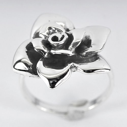 925 Sterling Silver Ring Jewelry Size 8 Beautiful Rose Design 5.59 G.: Product ID: 280110064 / Product Type: 925 Sterling Silver Fine Jewelry / Jewelry Weight: 5.59 Grams. / Ring Size: 6 Resizable(Fee) / Gemstones Color: White / Metal: Solid Silver 92.5%. / Gemstone Deta