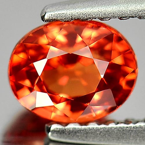 Reddish Orange Sapphire 1.01 Ct. VVS Oval Shape 5.9 x 4.7 Mm. Natural Gemstone From Tanzania (1 of 3)