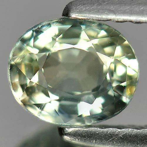 Bluish Green Sapphire 0.94 Ct. VVS Oval Shape 6.3 x 5.2 Mm. Natural Gemstone From Thailand: Product ID: 806129978 Product Name: Natural Green Sapphire Weight: 0.94 CT. Size: 6.3 x 5.2 x 3.3 MM. Shape: Oval Color: Bluish Green Clarity:VVS Luster: Good Gems Origin: Bangkaja ,Thailand Treatment